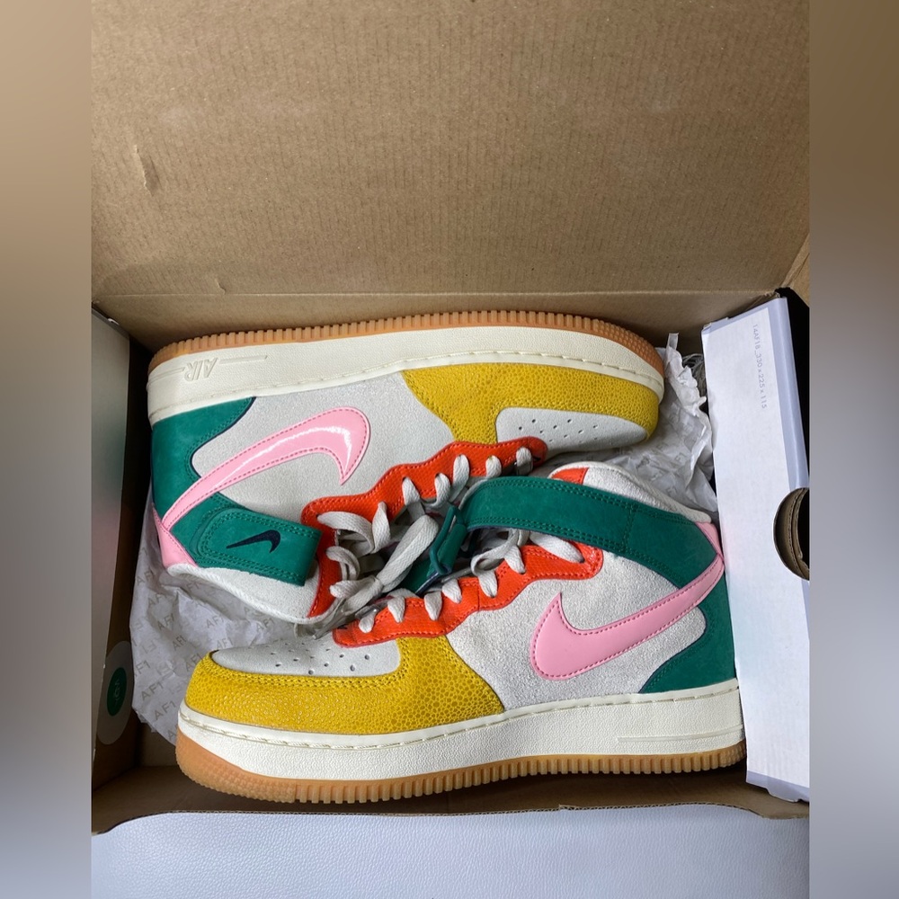 Nike Air Force 1 Mid
